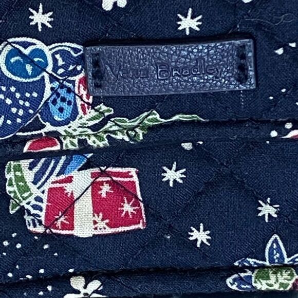 Vera Bradley Georgia Holiday Owls Wallet - Picture 4 of 10